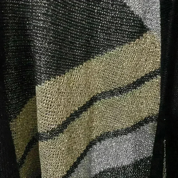 Chicos Light Weight Cardigan Size 1 (US M)Very Pretty Black, Gold & Silver - Picture 2 of 4